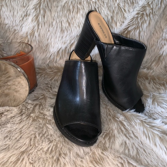 🦋Express Black Open Toe Mules - Picture 1 of 6